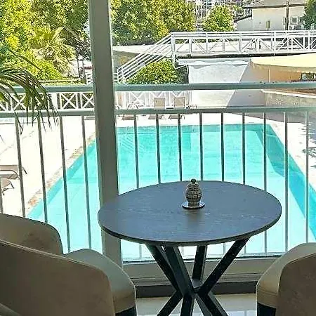 Marina Boutique Ξενοδοχείο 3*