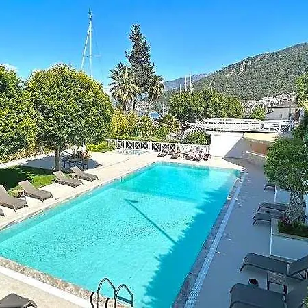 Ξενοδοχείο Marina Boutique 3*
